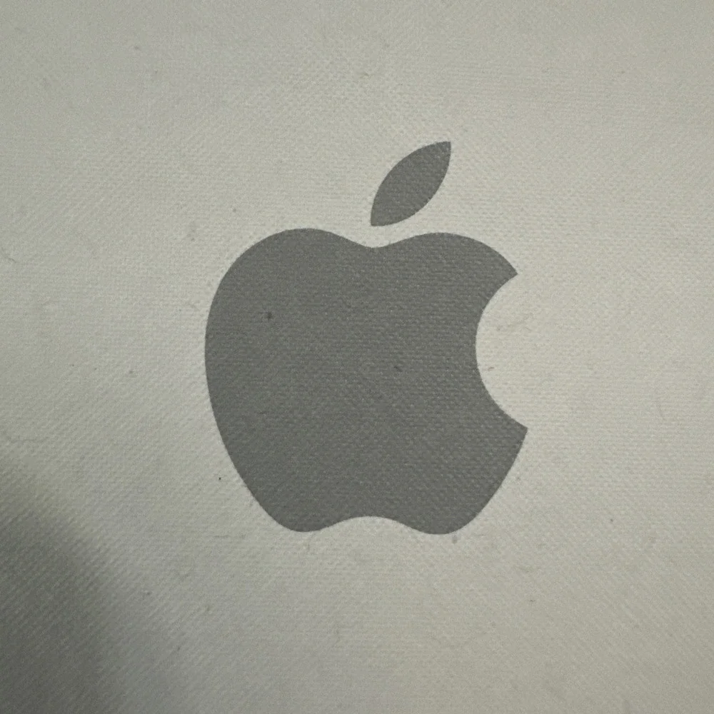 Genuine Apple Store Logo Paper Bag Shopping Gift Bag Tote White 8.5 x 6in iPhone